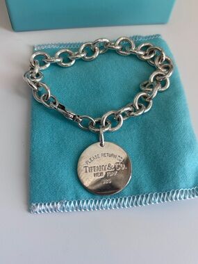 Tiffany & Co. Silver Link Bracelet with Round Tag on Blue Pouch